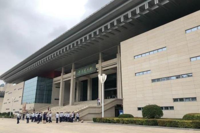 许昌博物馆编钟表演时间是几点