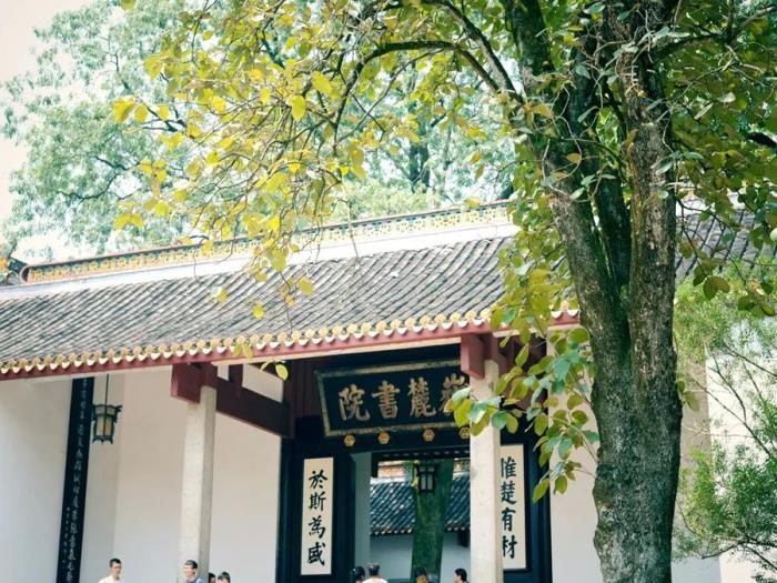 爱伴游伴游啦北京qq_长沙伴游_长沙招聘私人伴游