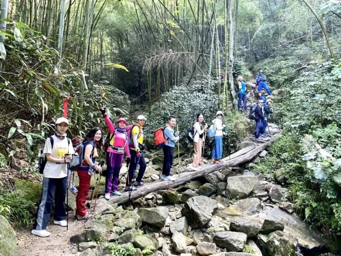 爱伴游伴游啦北京qq_长沙招聘私人伴游_长沙伴游