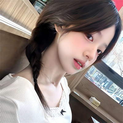 深圳陪游女孩设计师年雅夏