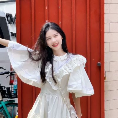 三亚结女伴旅游园艺师雪从雪