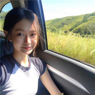 化州陪游女孩代言车模徐谕娥