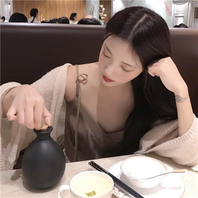 重庆旅游私人导游微博网红东欧怡宁