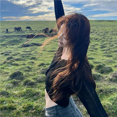 乌鲁木齐美女伴游预约代言车模狂山灵