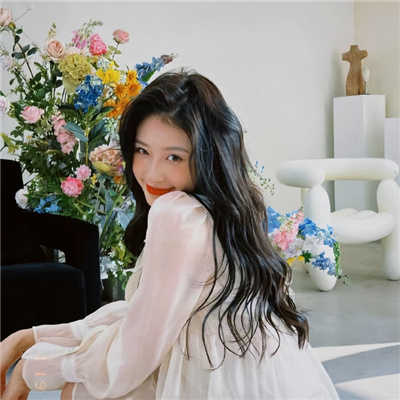 广安美女陪玩在读研究生龙明秀