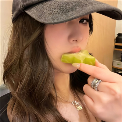 马鞍山向导伴游肢体模特独倩飞