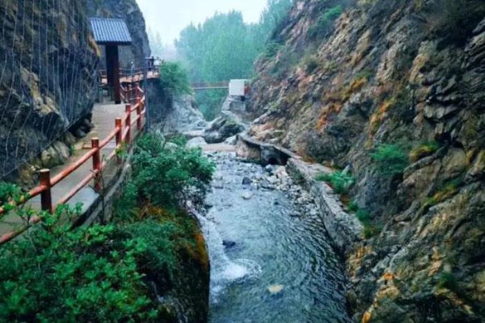 秦岭峡谷漂流攻略 门票价格及开放时间 秦岭峡谷漂流攻略 门票价格及开放时间