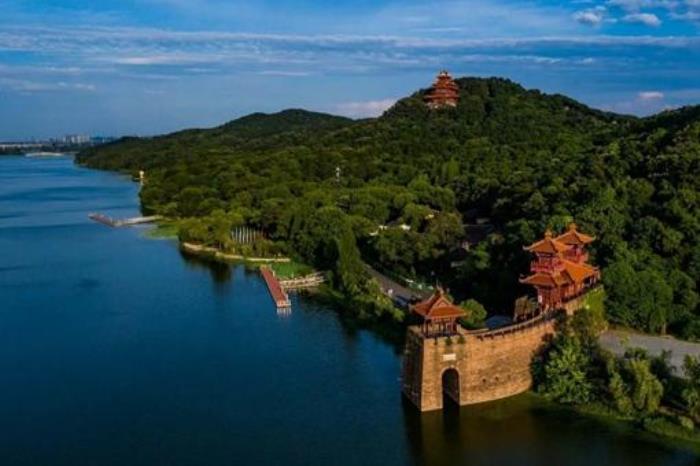 东湖四大景区哪个好玩?看完景区特点豁然开朗 东湖四大景区哪个好玩?看完景区特点豁然开朗
