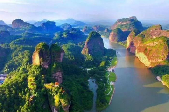 龙虎山一日游最佳路线 龙虎山一日游最佳路线