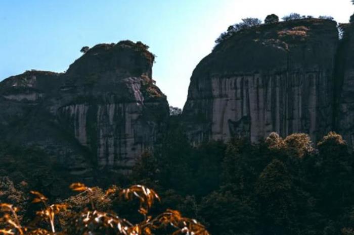 龙虎山一日游最佳路线 龙虎山一日游最佳路线