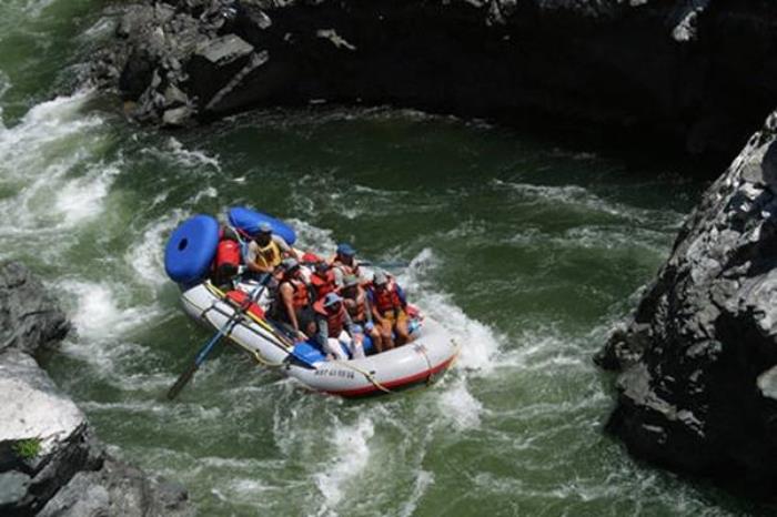 漂流需要带哪些必需品 夏季漂流注意事项 漂流需要带哪些必需品 夏季漂流注意事项