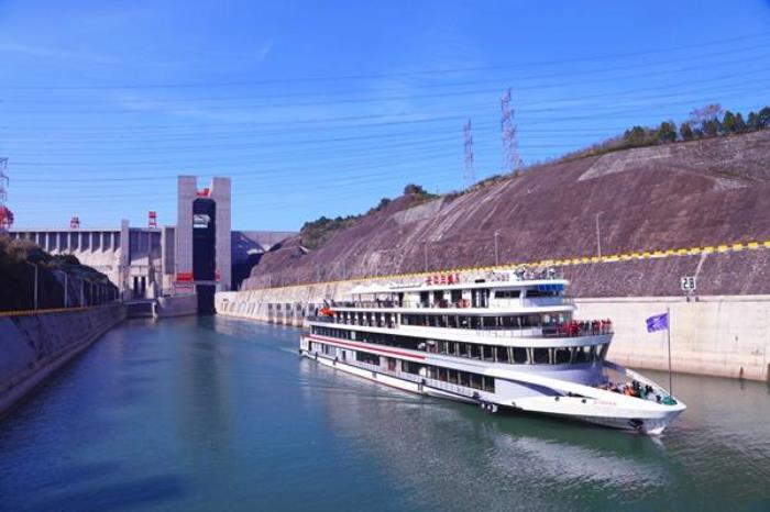 董宇辉去夷陵都去了哪些地方 董宇辉去夷陵都去了哪些地方