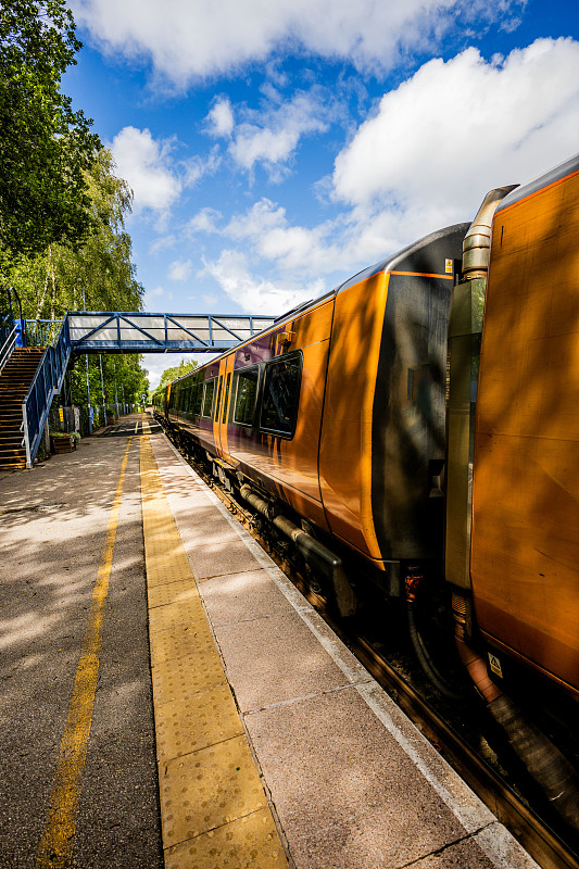 深圳市诚瑞物流有限公司