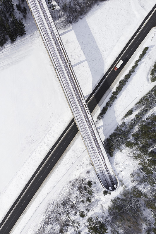 织金县鑫远重卡物流有限公司