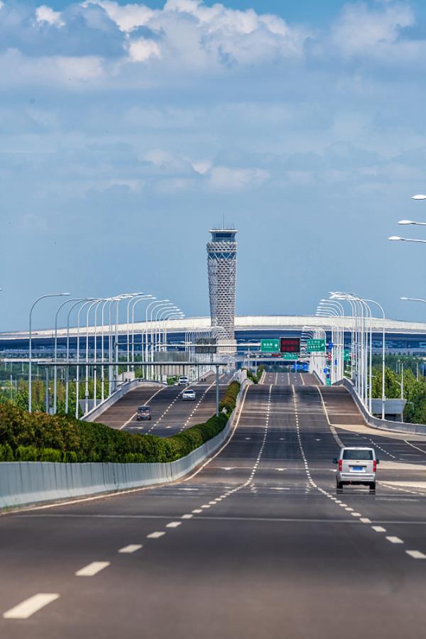 防城港市松峰物流有限公司