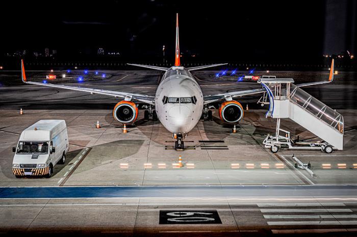 鄂尔多斯市华瑞物流有限公司