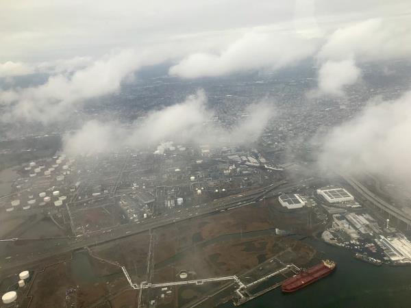 安顺市平坝区兴友物流贸易有限公司