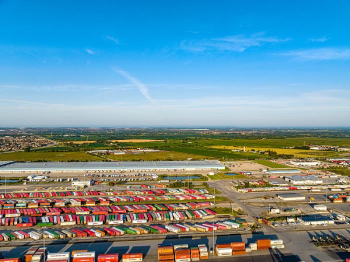 广西世传物流有限责任公司