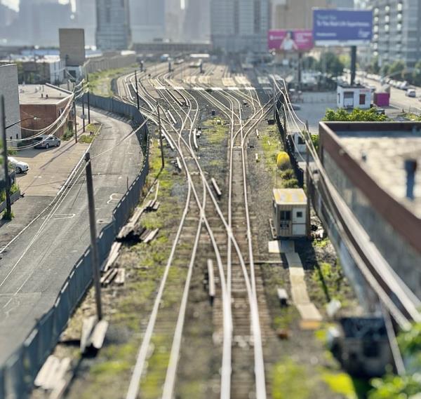 深圳市鹏盛物流发展有限公司