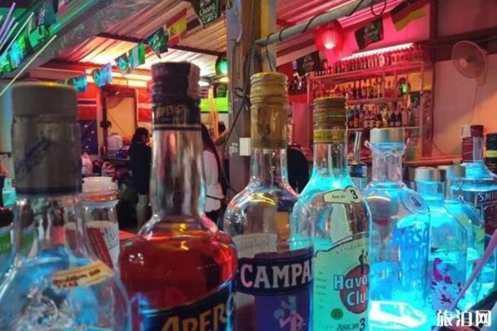 普吉周末夜市在哪+交通 普吉周末夜市营业时间+攻略 普吉周末夜市在哪+交通 普吉周末夜市营业时间+攻略