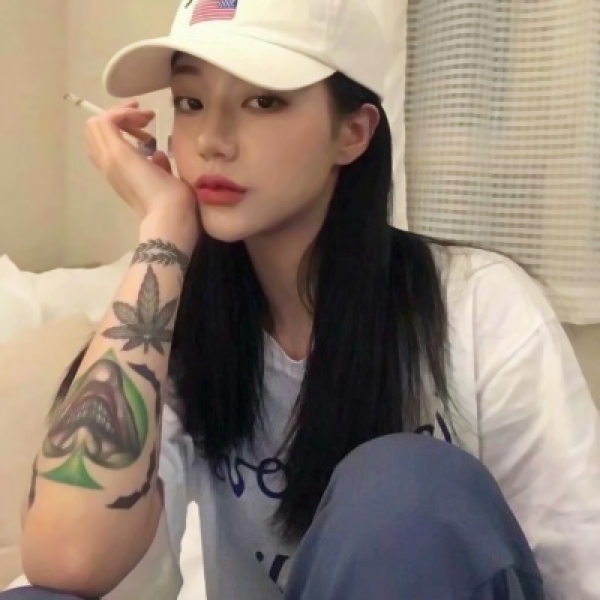 上海陪玩瑜珈教练道欢兰