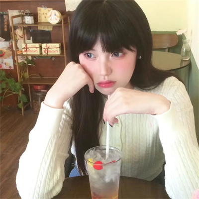 佛山结伴游玩可爱车模释莹茗