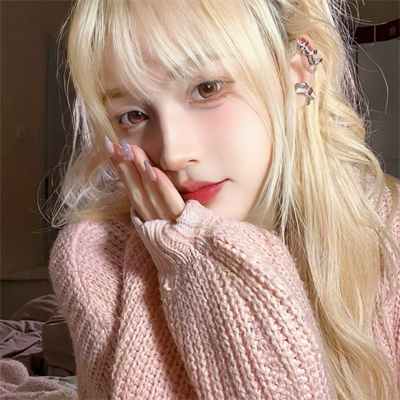 广州导游店内销售员裔涵香