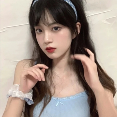 北京私人伴游女孩理发师濮思华