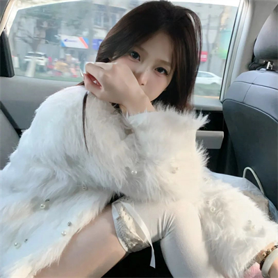 昆明陪玩妹子空乘服务员邱伊晴
