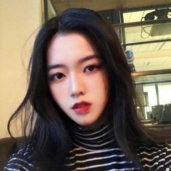 贵阳私人导游4S店销售员干戈雅