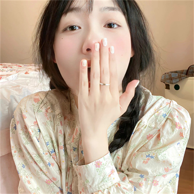 上海私人伴游大专生靳芙丽