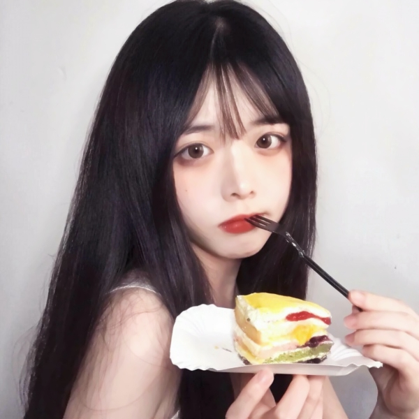 北京结伴旅游靓丽车模卯姣颖