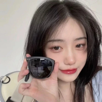 上海陪游女孩在校生夔瑞妍