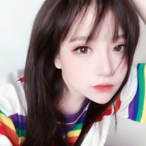 重庆结女伴旅游话务员焦昊琳