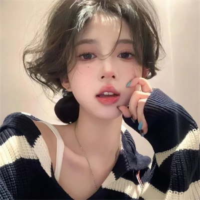 北京陪游女孩娱乐经纪人受曼蝶