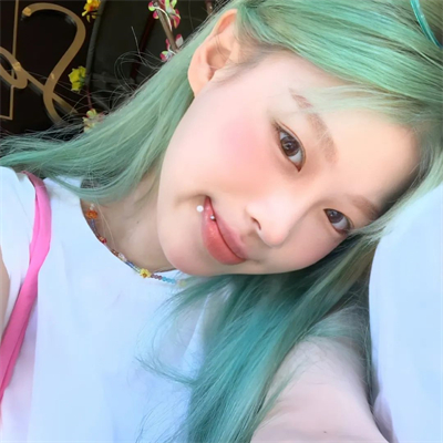 上海结女伴旅游电竟网红蔡冷菱