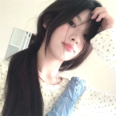上海陪游女孩办公室文员郸碧春