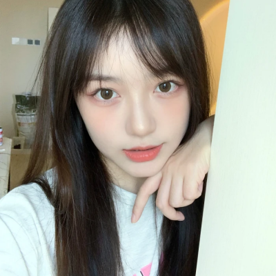 北京女伴游国外空姐闻人柯霖