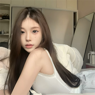 广州私人伴游瑜珈教练庆妮菲