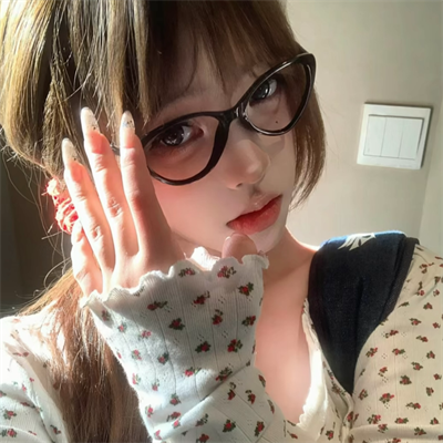 郑州同城游旅行网红丛易容