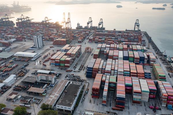 邮政快递服务电话是多少-邮政EMS快递电话人工服务热线