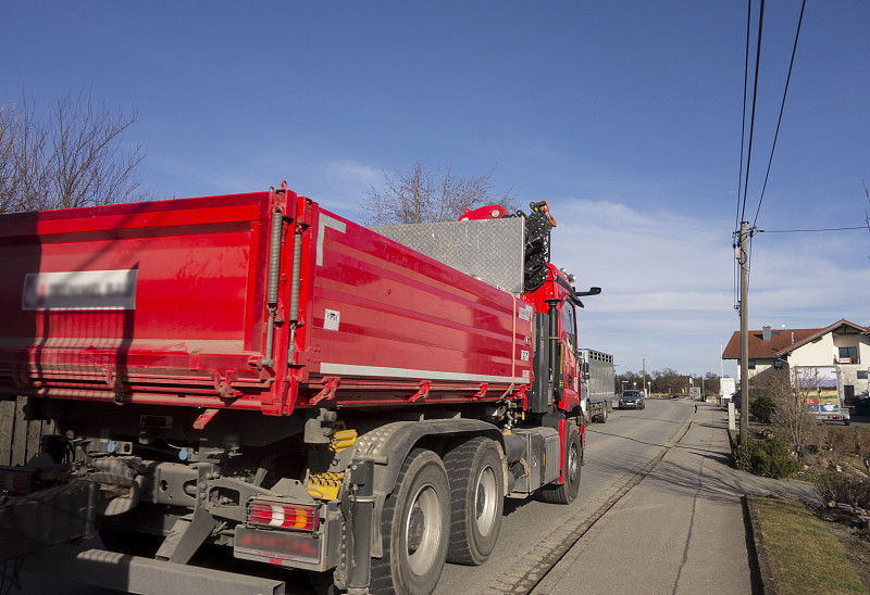 儿童床借用深圳散货船运输承运至新加坡 儿童床借用深圳散货船运输承运至新加坡