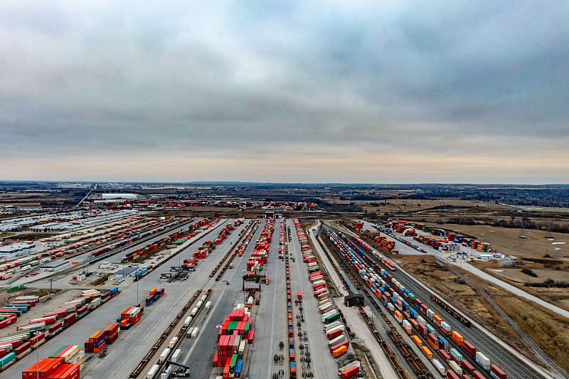 婴儿摇篮借用中国舟山海上运输运到新加坡