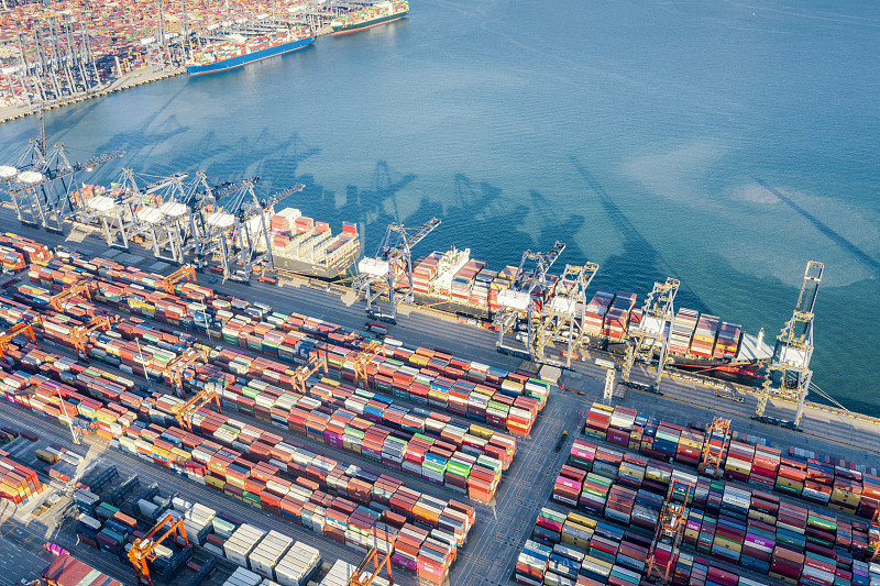 车载自行车架及滑雪板架采用中国重庆散货船运输安全送达新加坡 车载自行车架及滑雪板架采用中国重庆散货船运输安全送达新加坡