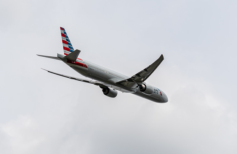 中国北京到新加坡的车载吸尘器(便携式)使用航空快递14天内速递到 中国北京到新加坡的车载吸尘器(便携式)使用航空快递14天内速递到