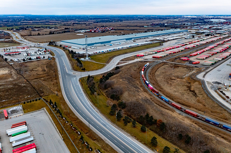 中国东莞到新加坡的落叶松使用标准空运13天内送到