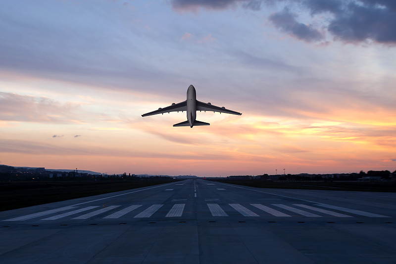 无印良品化妆水瓶经北京航空运输速递到新加坡