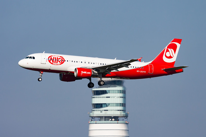 航空航天利用成都空运门到门专线送达新加坡