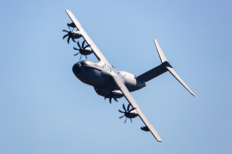 郑州刺绣品采用标准空运15天内速递到新加坡