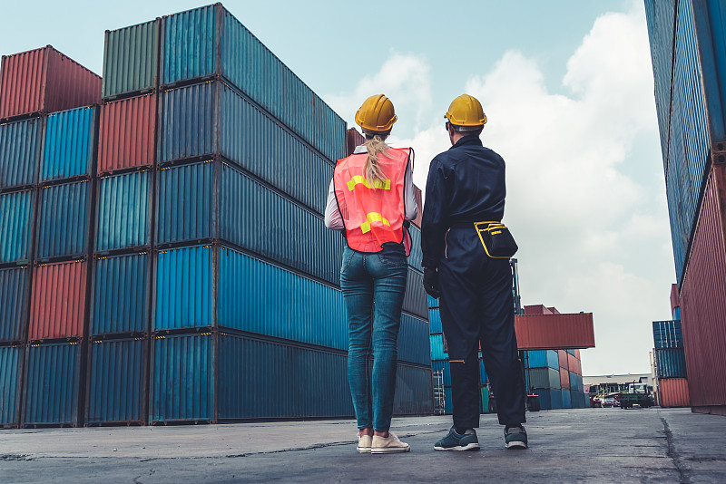 中国西宁至新加坡的工业冷却器采用空运14天内送到